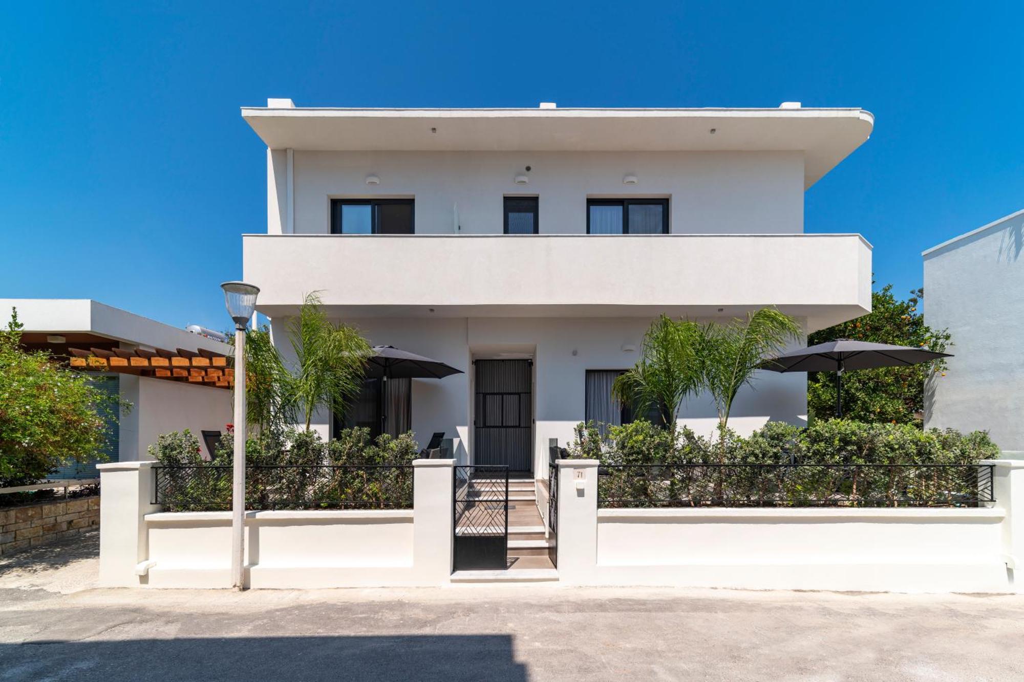Lucian City Apartments Rhodes City Стая снимка